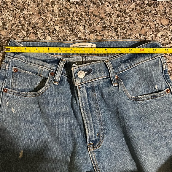 Abercrombie & Fitch Low Rise 90s Straight Jeans - Picture 7 of 9